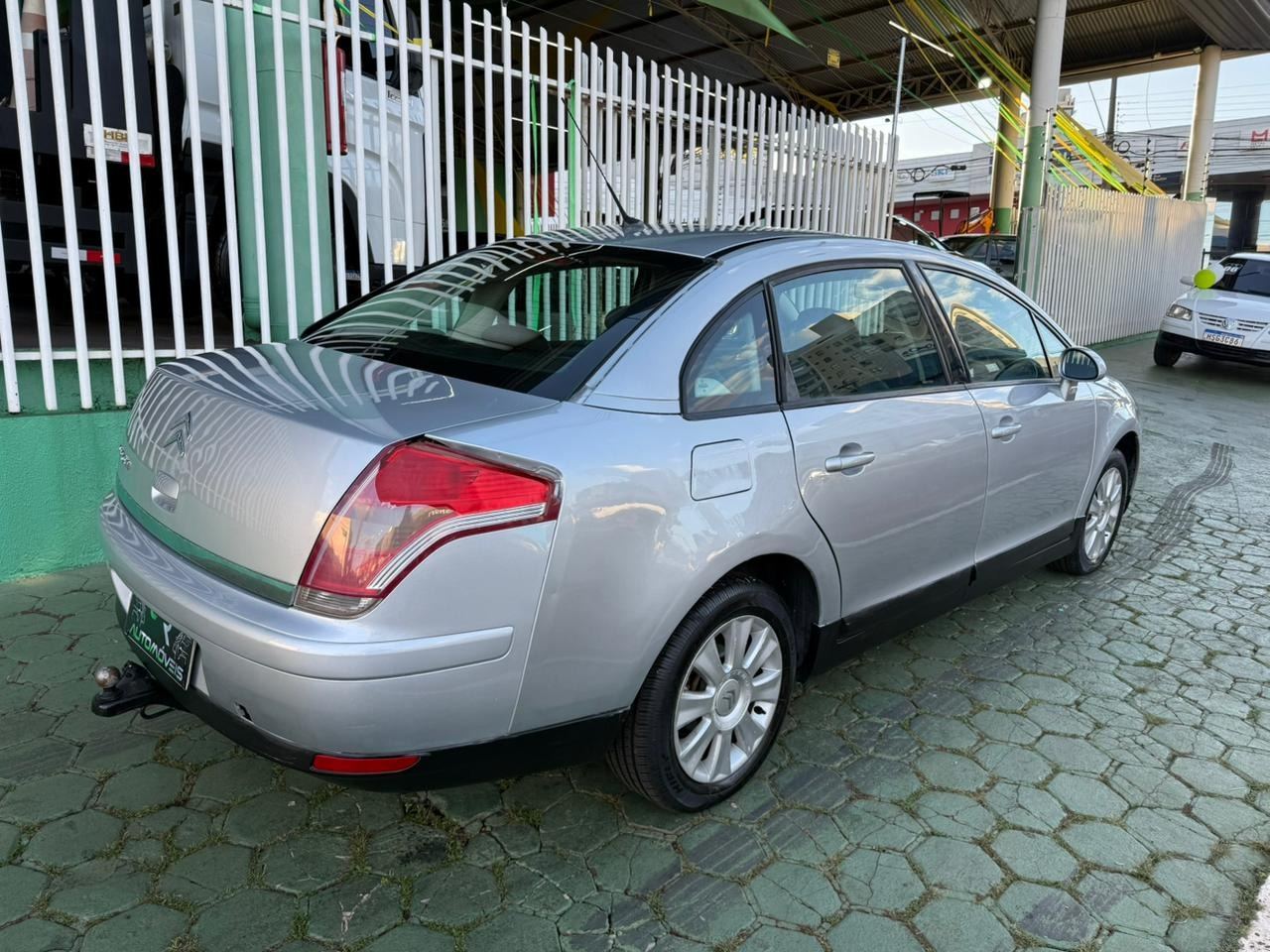 Citroën C4 Glx 2.0 (flex) Glx 2.0 (flex) Prata - foto 4