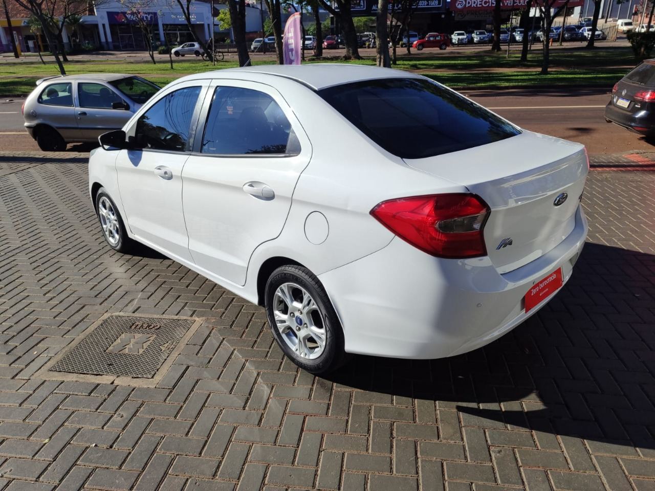 Ford Ka Sedan Sel 1.5 16V (flex) Branco - foto 2