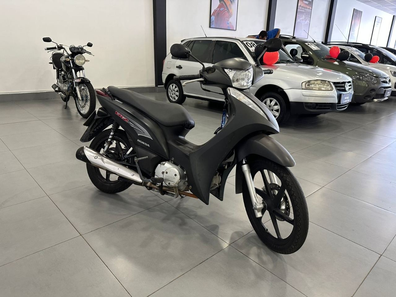 BIZ 125 EX