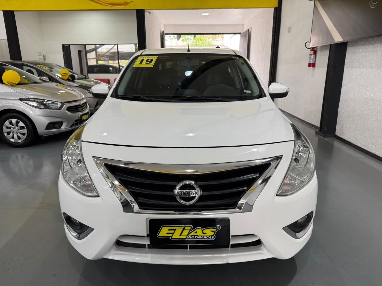 Nissan Versa 1.6 Sl (flex) Branco - foto 2