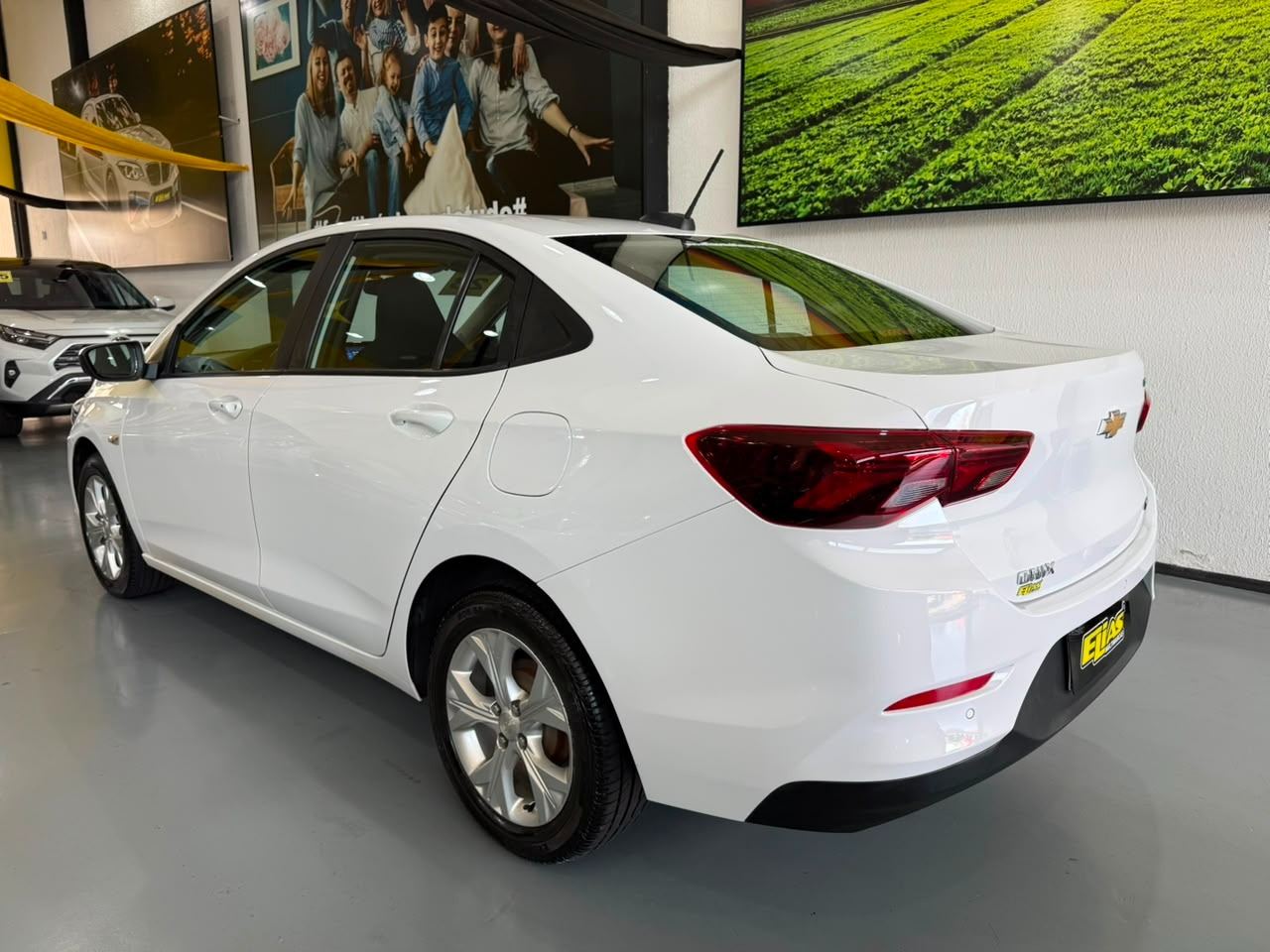 Chevrolet Onix 1.0 Turbo LTZ (aut) Branco - foto 6