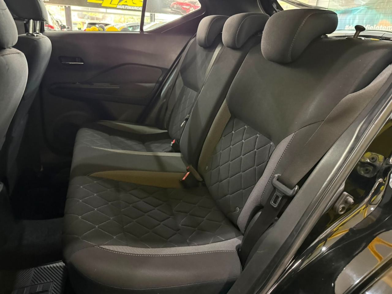 Nissan Kicks 1.6 Sv CVT (flex) Preto - foto 9