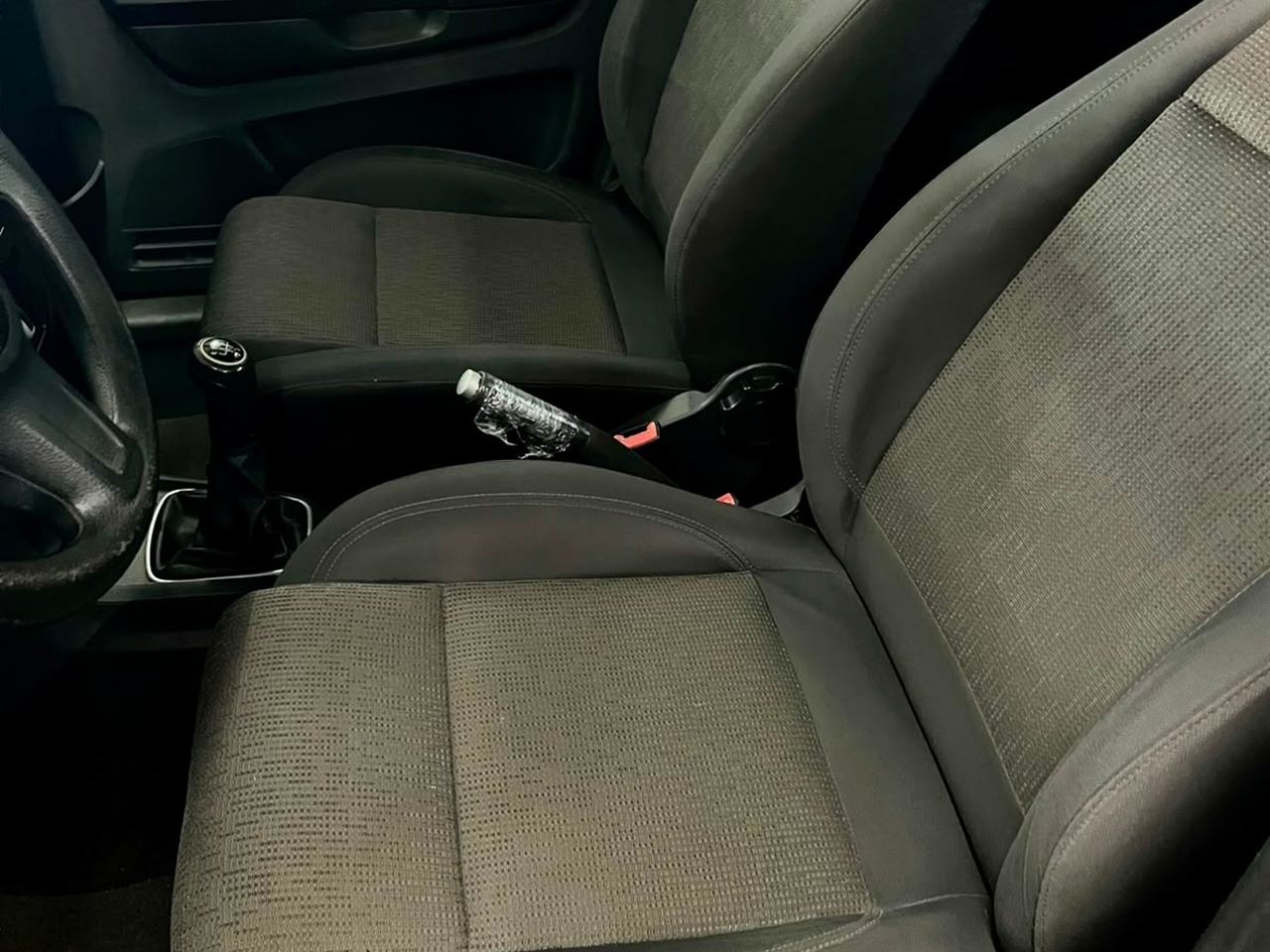 Volkswagen Fox 1.0 Mi Total Flex 8V 3P - foto 8