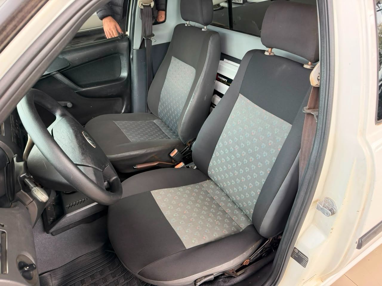 Volkswagen Saveiro 1.6 (flex) Branco - foto 7