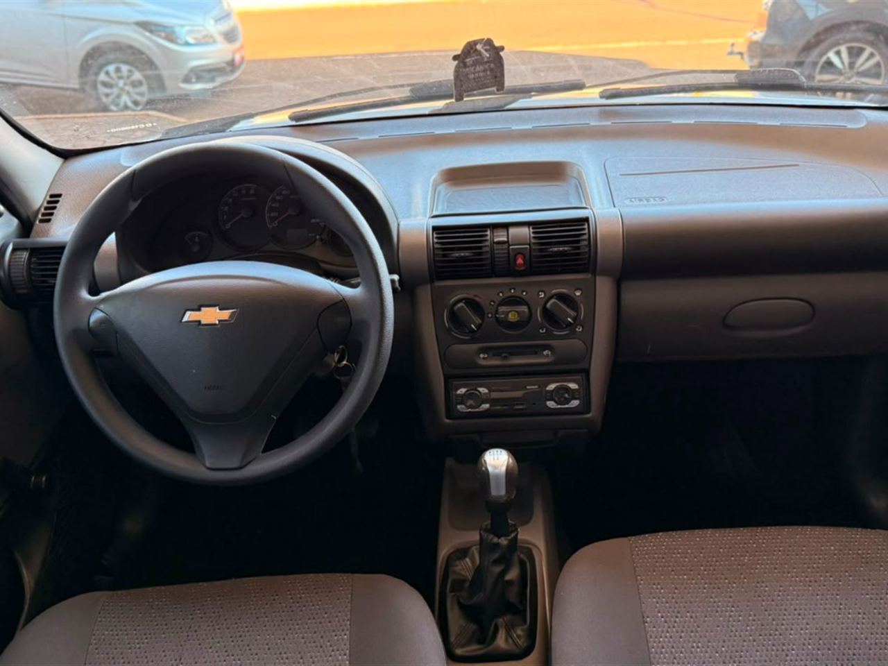 Chevrolet Classic Ls Vhc E 1.0 (flex) Prata - foto 9
