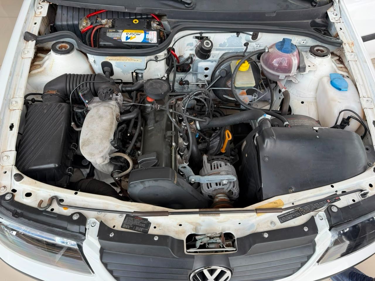 Volkswagen Saveiro 1.6 (flex) Branco - foto 11