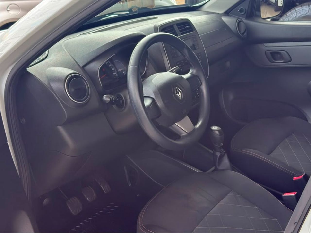 Renault Kwid Zen 1.0 12V Sce (flex) Branco - foto 8