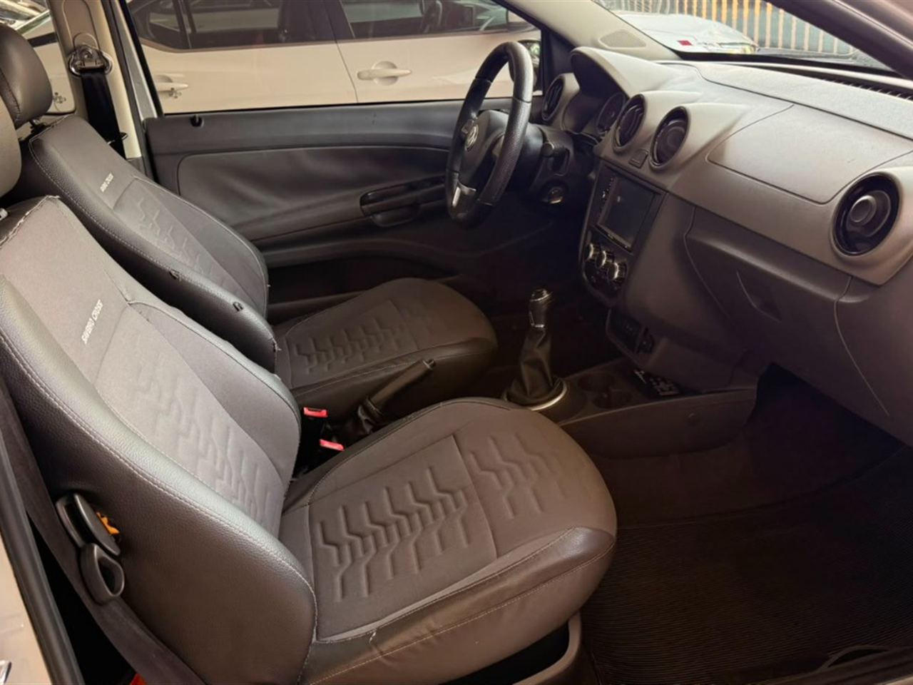 Volkswagen Saveiro Cross 1.6 (flex) (cab. Estendida) Prata - foto 6