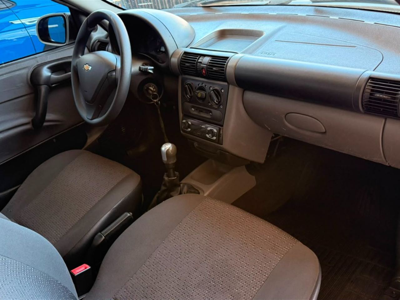 Chevrolet Classic Ls Vhc E 1.0 (flex) Prata - foto 6