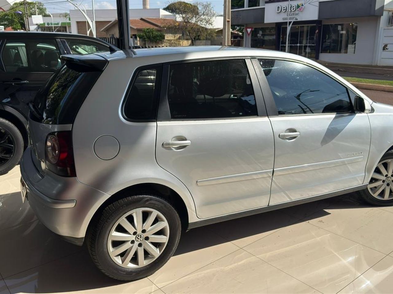 Volkswagen Polo Hatch Sportline 1.6 8V (flex) Prata - foto 3