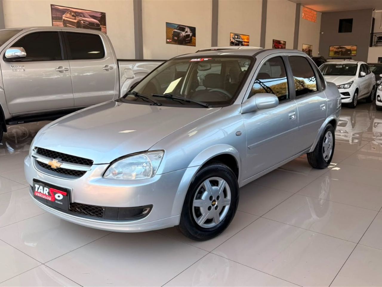 Chevrolet Classic Ls Vhc E 1.0 (flex) Prata - foto 2