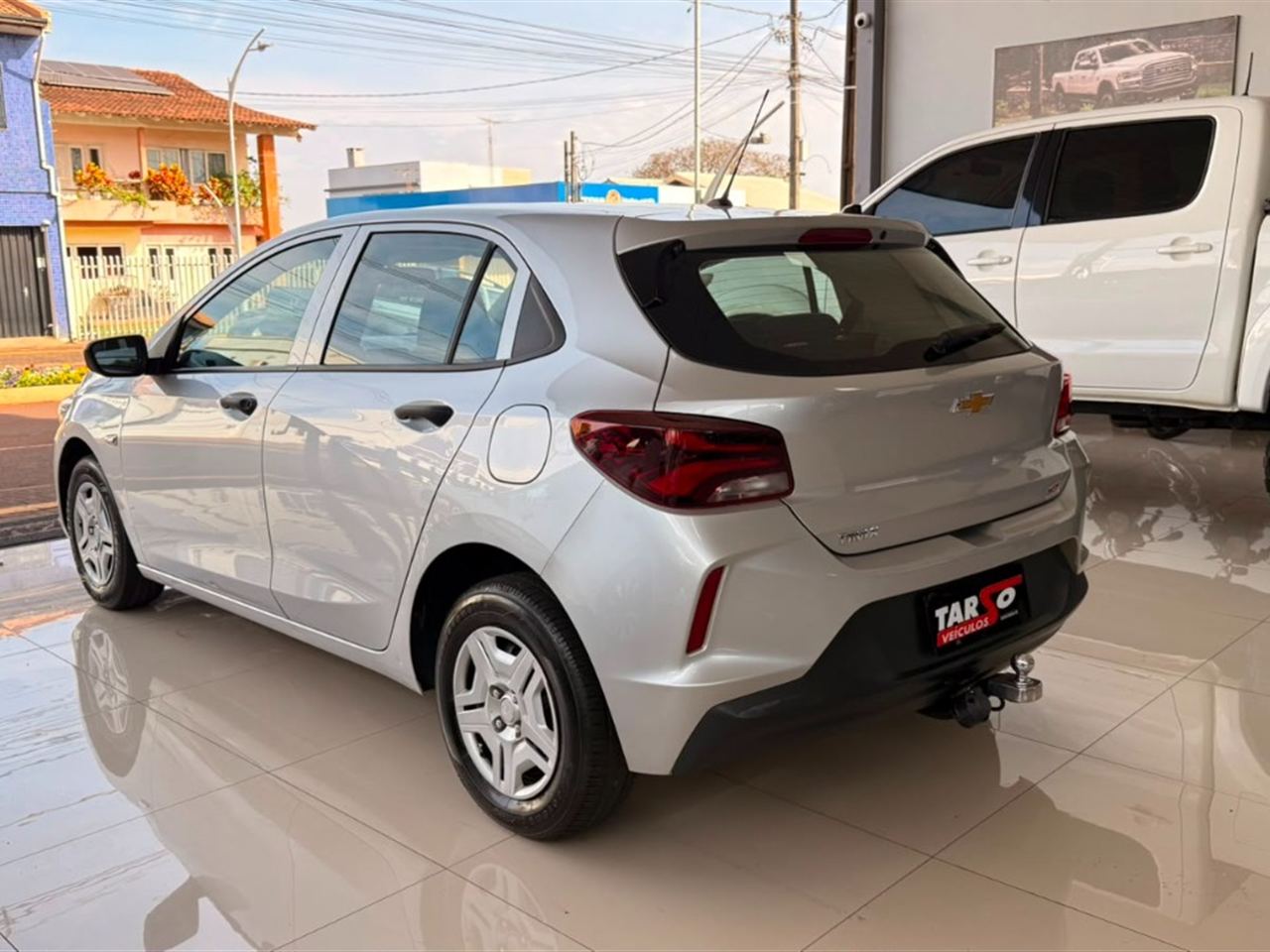 Chevrolet Onix 1.0 LT (flex) Prata - foto 5