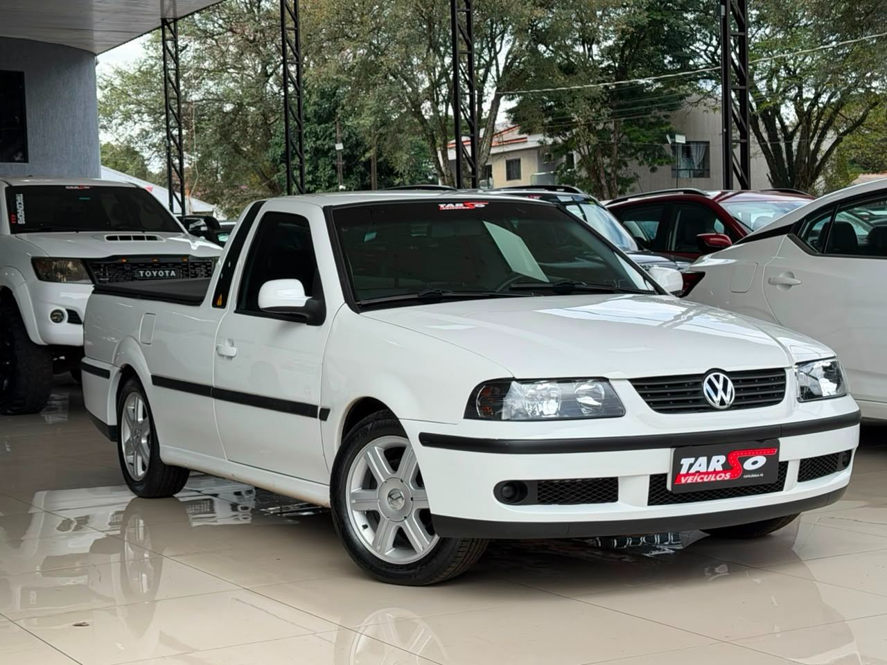 Volkswagen Saveiro 1.6 (flex) Branco - foto 4