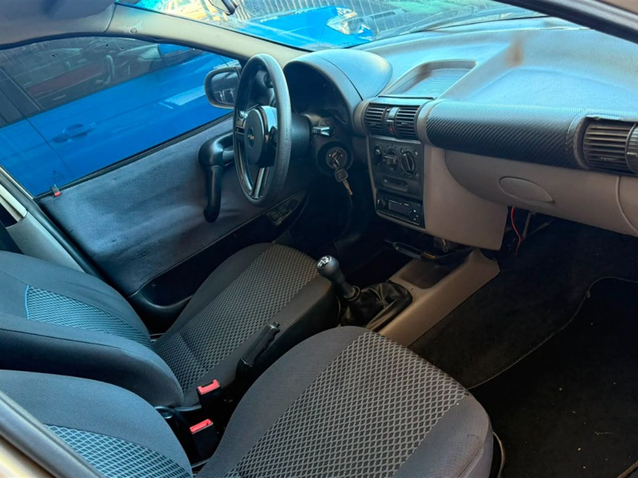 Chevrolet Classic Ls Vhc E 1.0 (flex) Bege - foto 9