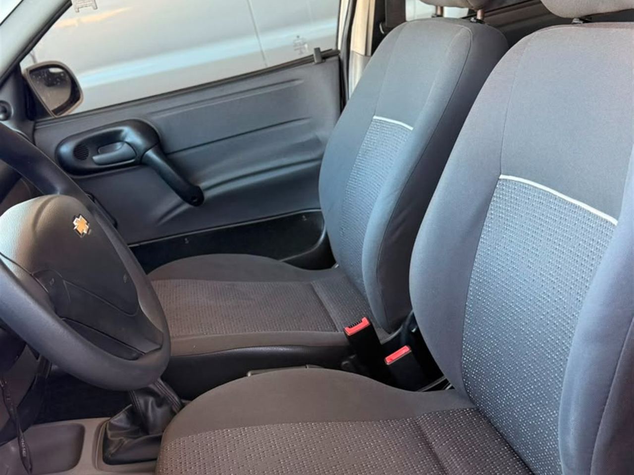 Chevrolet Classic Ls Vhc E 1.0 (flex) Prata - foto 10