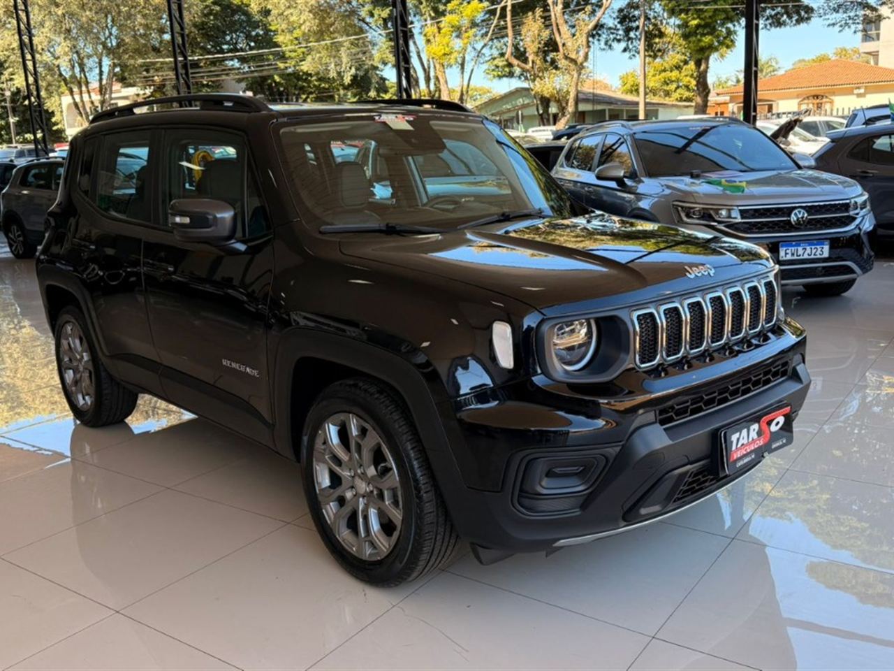 Jeep Renegade 1.3 T270 Longitude (aut) Preto - foto 3