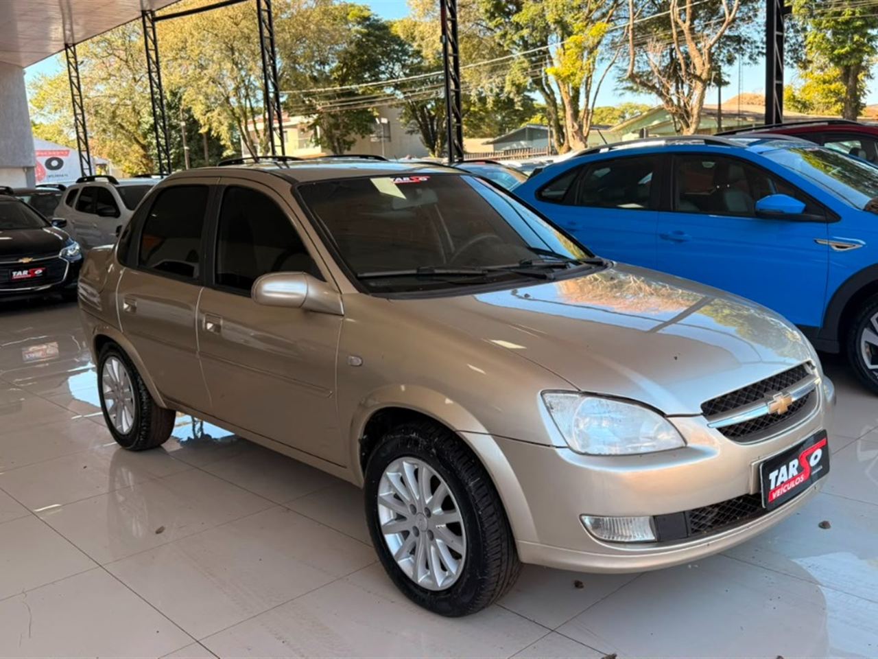 Chevrolet Classic Ls Vhc E 1.0 (flex) Bege - foto 3