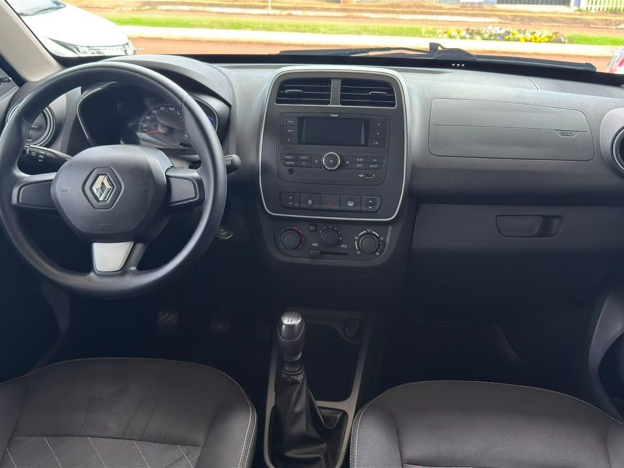 Renault Kwid Zen 1.0 12V Sce (flex) Branco - foto 9