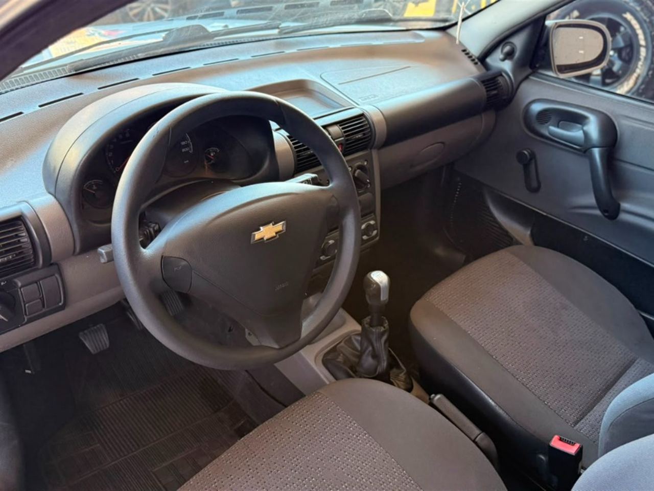 Chevrolet Classic Ls Vhc E 1.0 (flex) Prata - foto 11