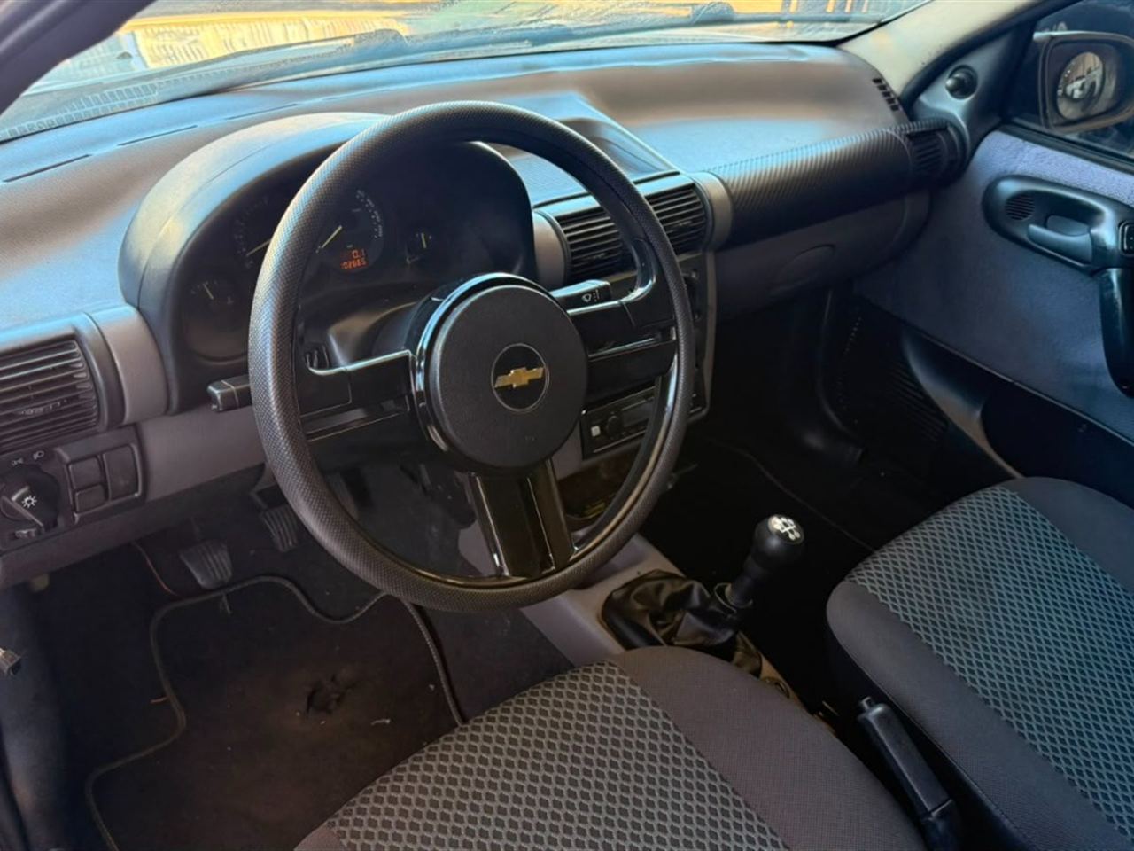 Chevrolet Classic Ls Vhc E 1.0 (flex) Bege - foto 6