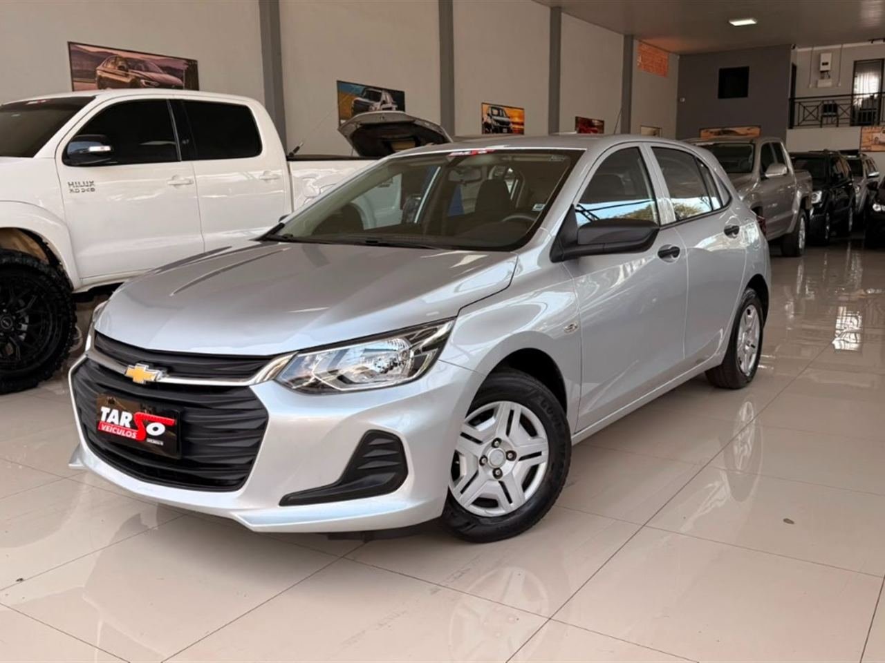 Chevrolet Onix 1.0 LT (flex) Prata - foto 2